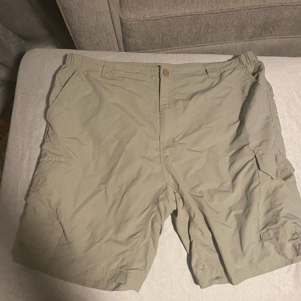 Khaki Columbia PFG fishing shorts
